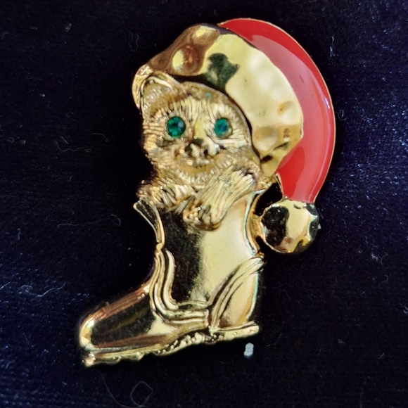 AVON Christmas Kitten Tac Pin - Picture 8 of 8